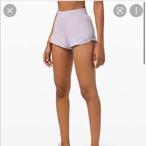 ISO Lululemon Lavender Dew Hotty Hot HighRise 2.5”